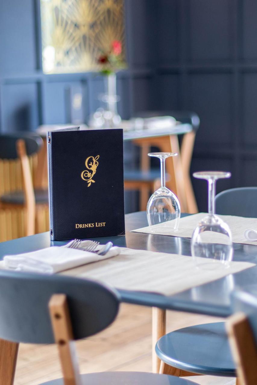 The Jacobean Hotel โคเวนทรี ภายนอก รูปภาพ