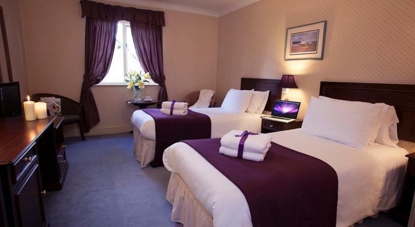 The Jacobean Hotel โคเวนทรี ภายนอก รูปภาพ